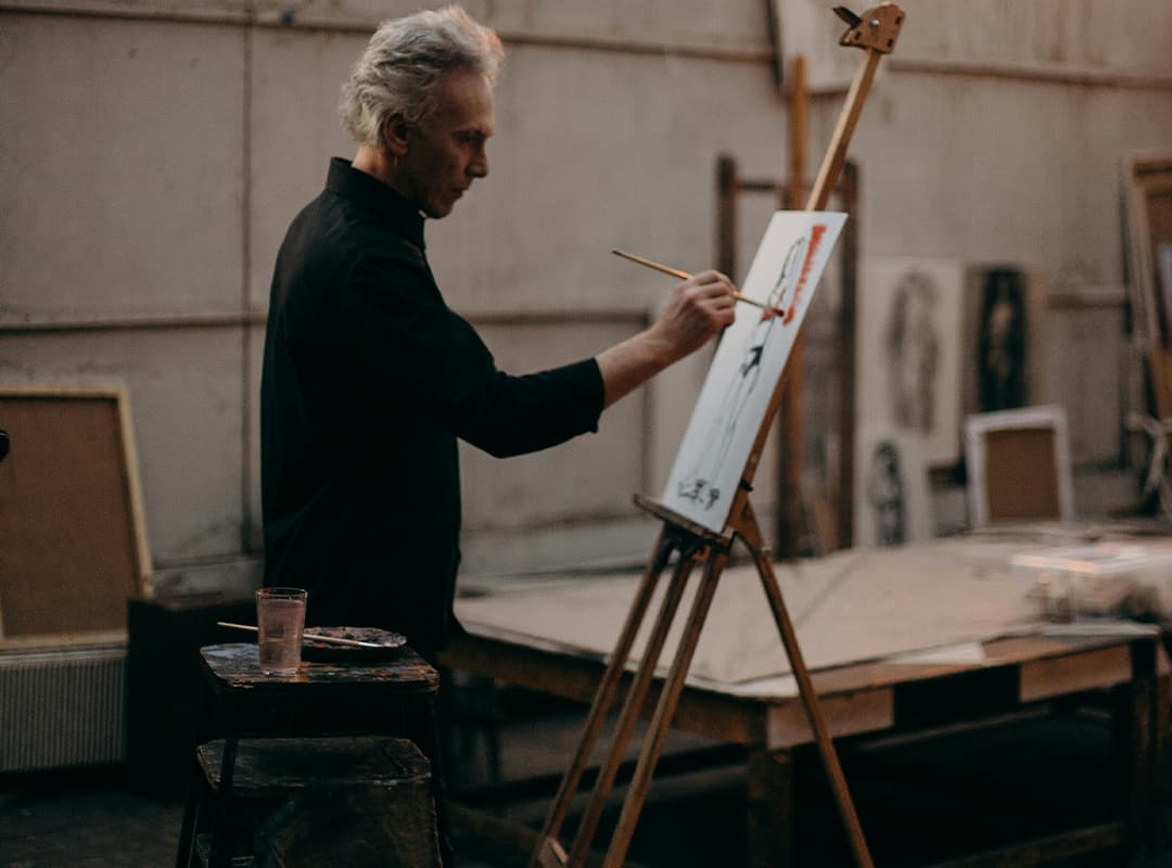 Artists who paint pictures in the most unusual ways